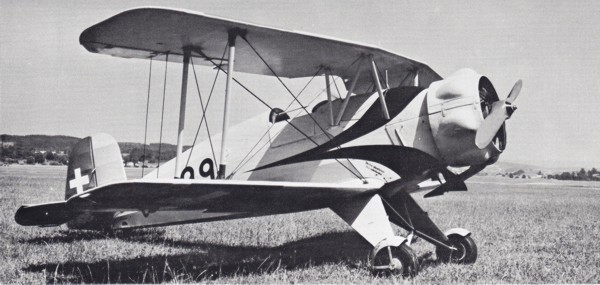 Bücker Bü 133C Jungmeister U-89, Lizenzbau Doflug Altenrhein