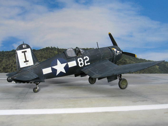 Chance Vought F4U-1D Corsair