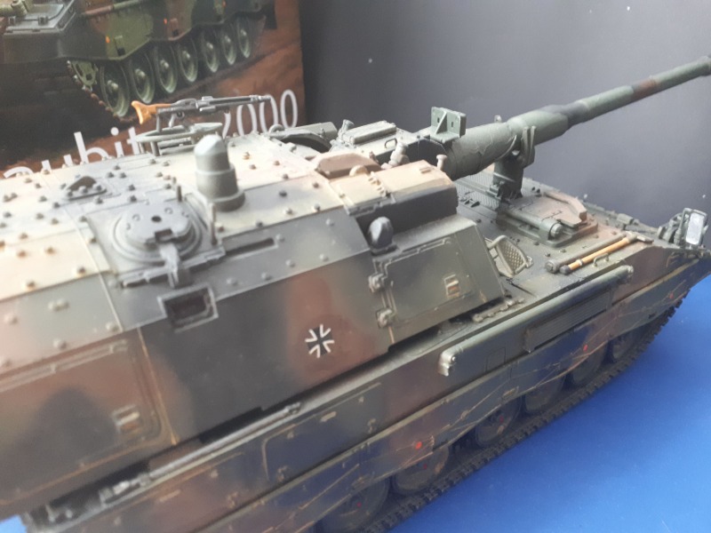 Panzerhaubitze 2000