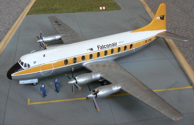 Vickers Viscount 700