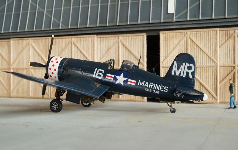 Chance Vought F4U-4B Corsair