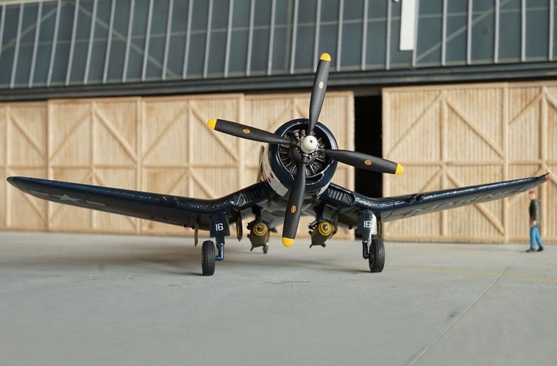 Chance Vought F4U-4B Corsair