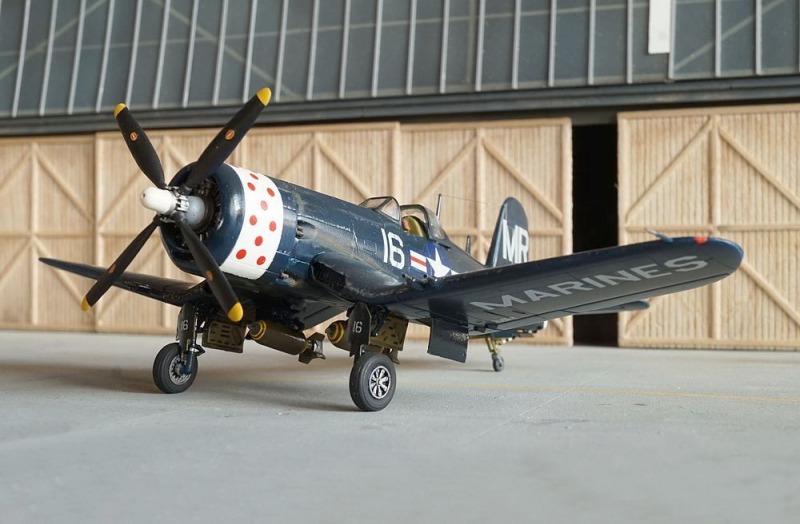 Chance Vought F4U-4B Corsair