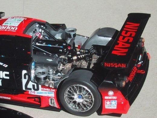 Nissan R390 GT1