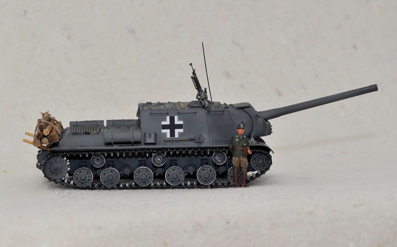 ISU-122