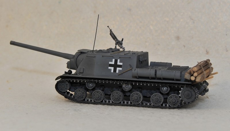 ISU-122