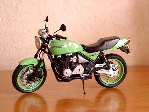 Kawasaki 550 ZEPHYR