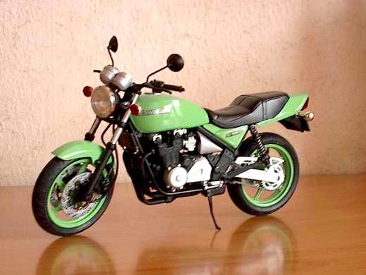 Kawasaki 550 ZEPHYR