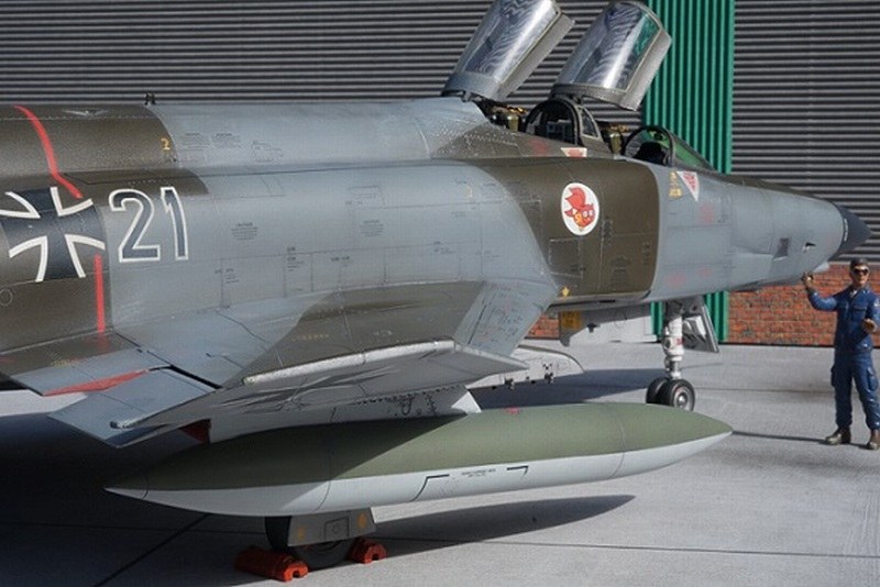 McDonnell Douglas RF-4E Phantom II