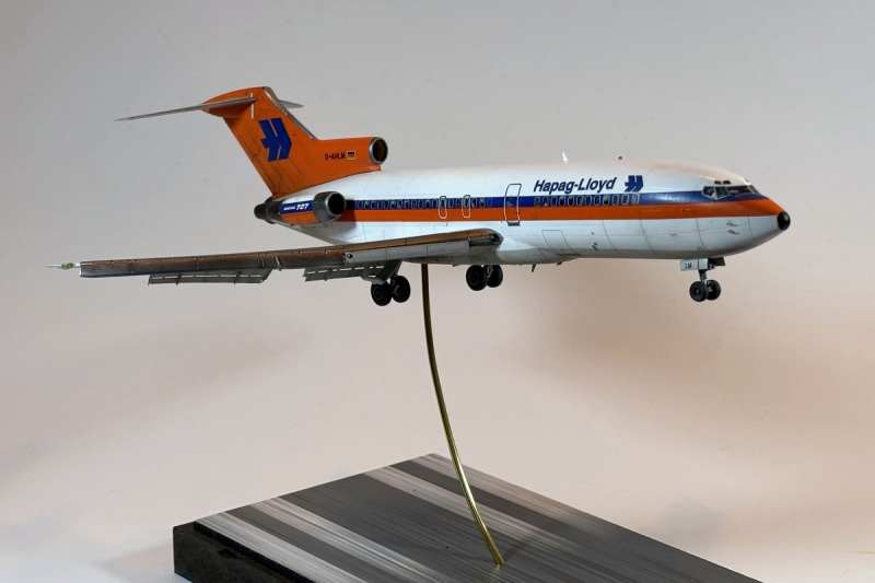 Boeing 727-81