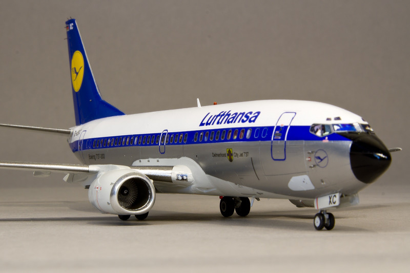 Boeing 737-300