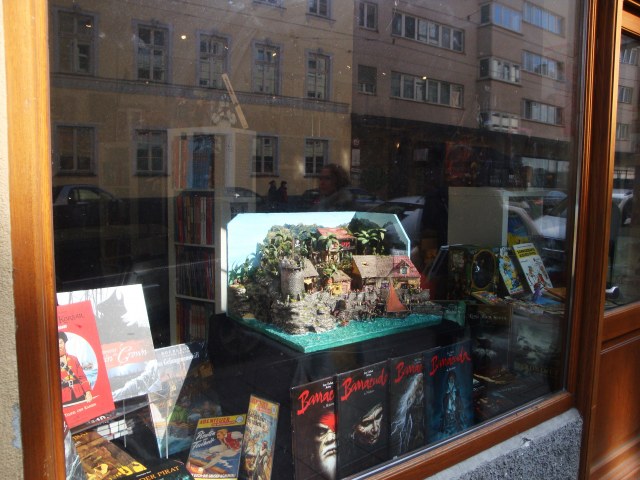 Ausstellung bei meinen Freunden im Comicladen Comic Company in München, Fraunhoferstr. 21. Ein toller Laden, der über ein breites Sortiment dieses Genres verfügt.