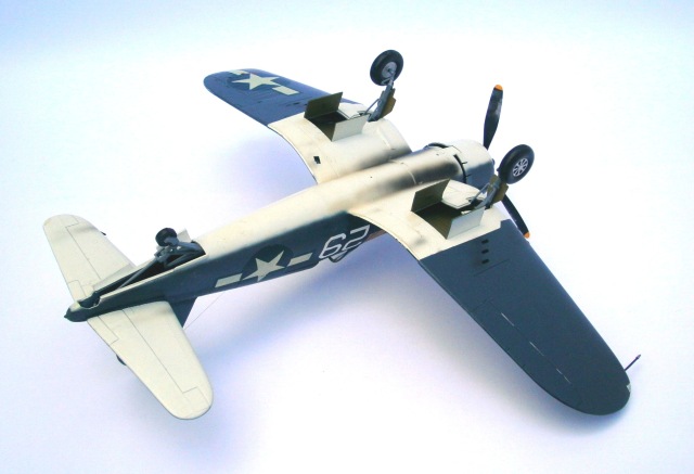 Chance Vought F4U-1A Corsair