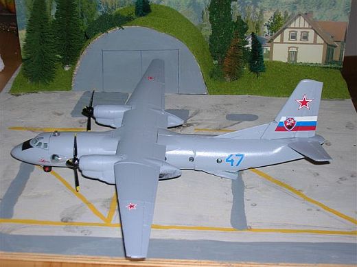 Antonow An-26