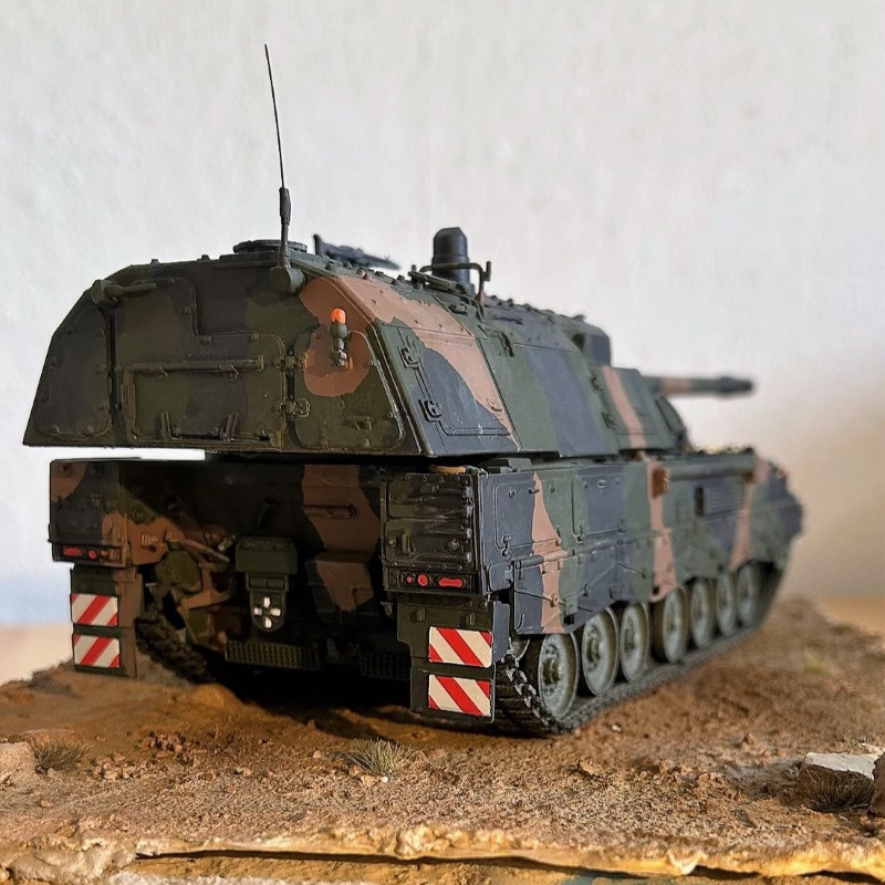 Panzerhaubitze 2000