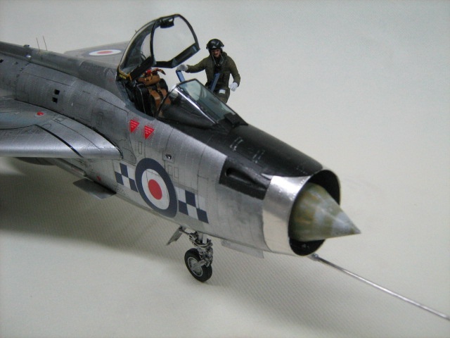 English Electric Lightning F.2