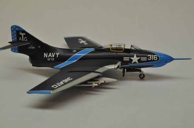 Grumman F9F-8 Cougar