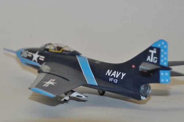 Grumman F9F-8 Cougar