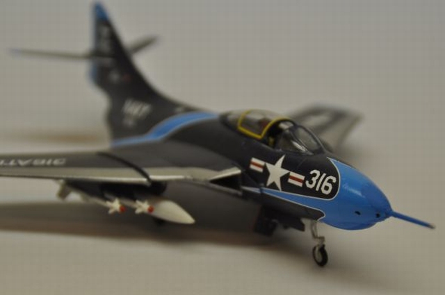 Grumman F9F-8 Cougar