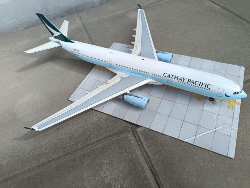 Airbus A330-343