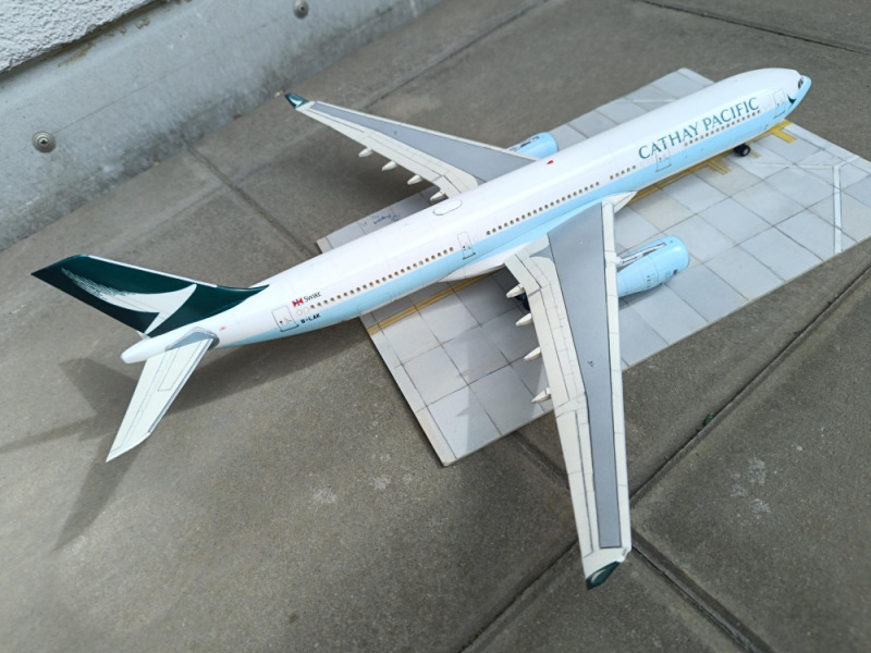 Airbus A330-343