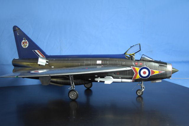 English Electric Lightning F.2