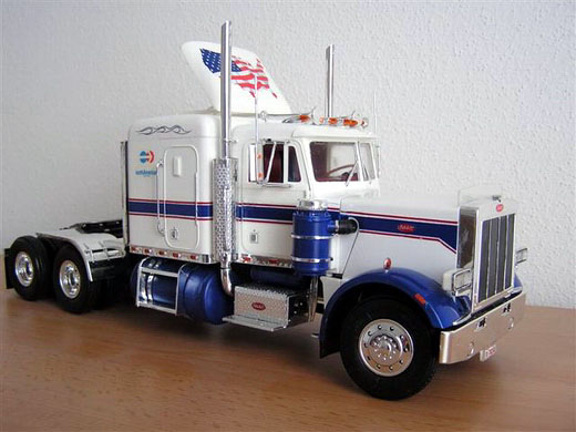 Peterbilt 359