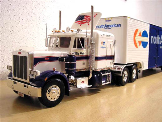 Peterbilt 359