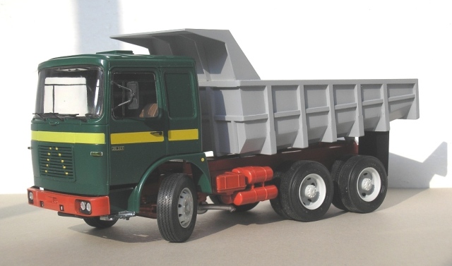 Roman Diesel Dump Truck