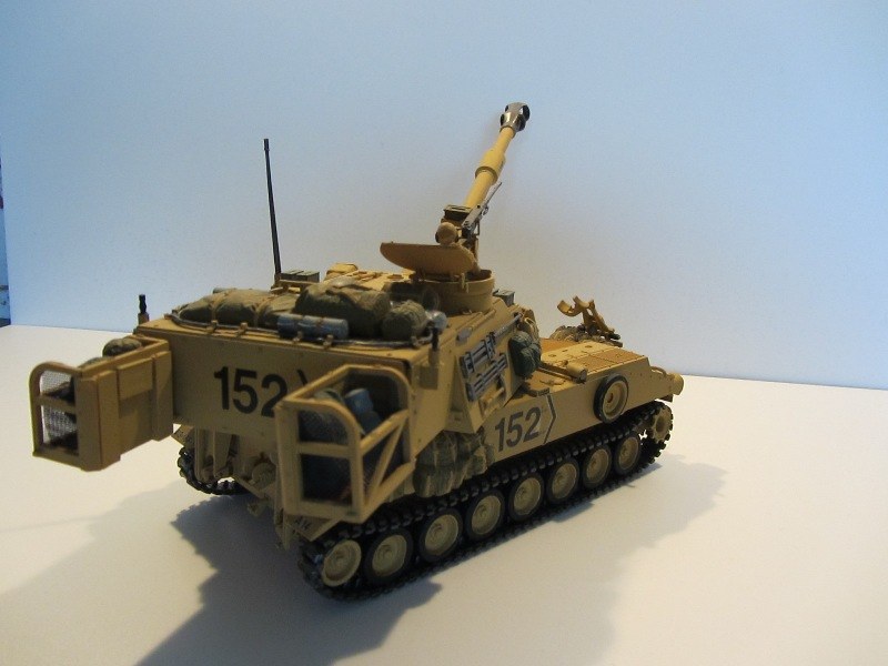 M109 A6 Paladin