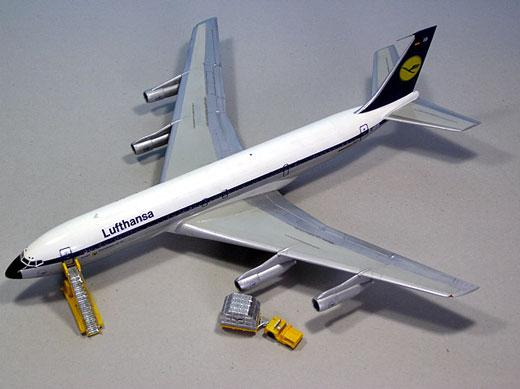 Boeing 707-320