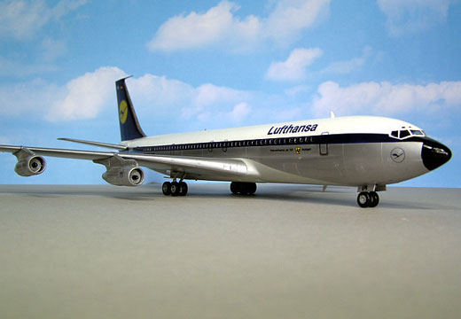 Boeing 707-320