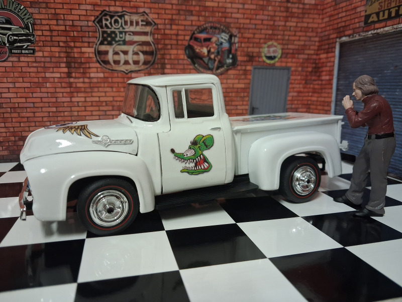 1956 Ford F-100 Pickup