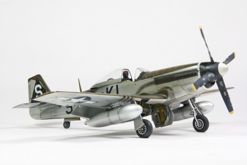 North American P-51D-5-NA Mustang