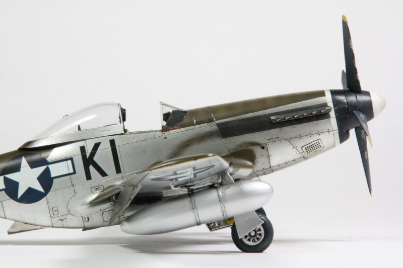 North American P-51D-5-NA Mustang