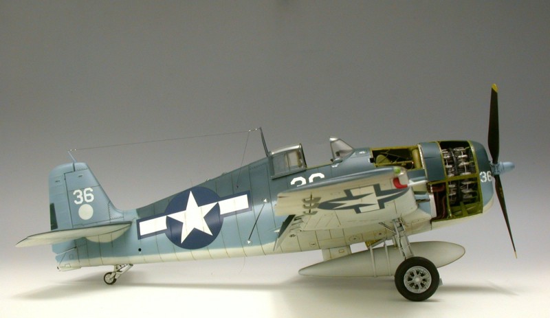 Grumman F6F-3 Hellcat