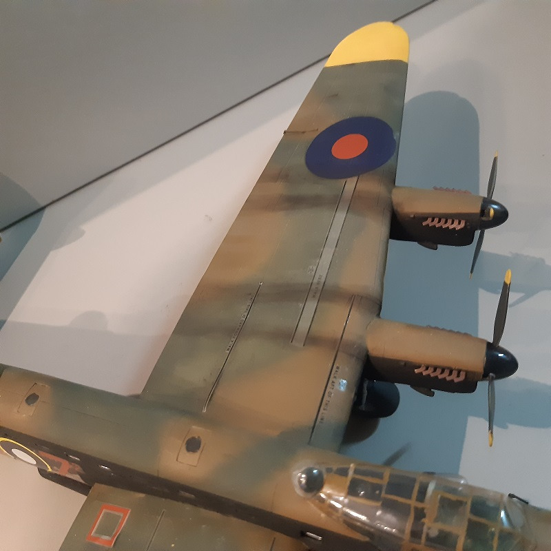 Maquette Avro Lancaster Revell 1:72 - 257 Pièces Niveau Expert