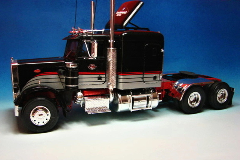 NASCAR RCR Goodwrench Racing Hauler