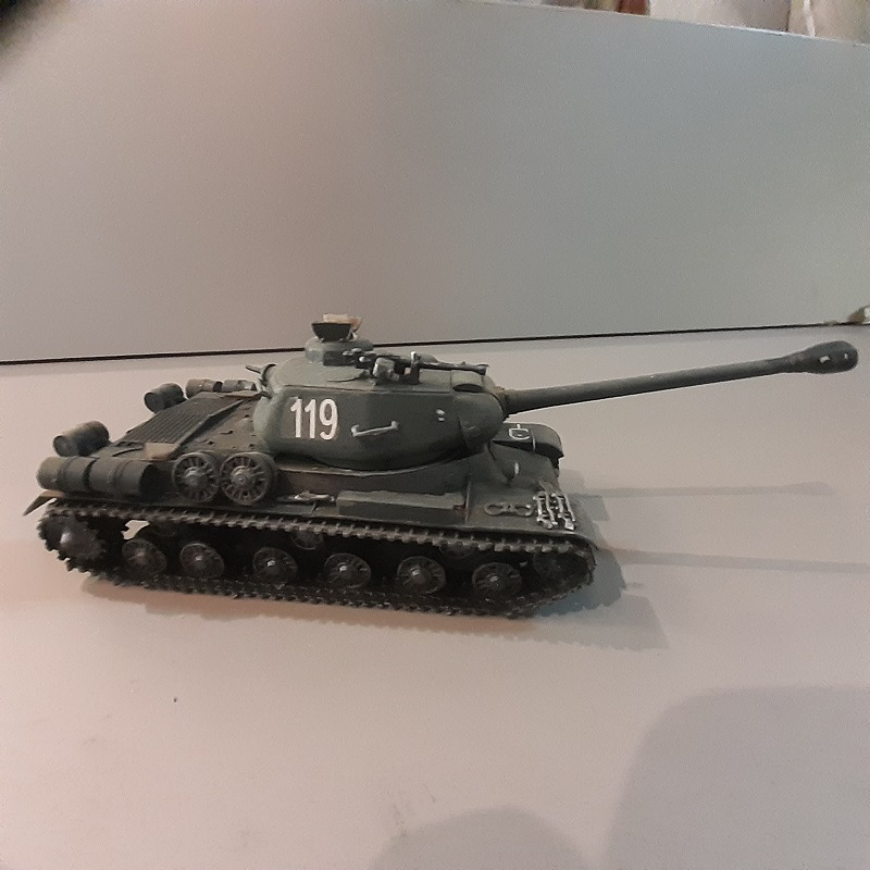 IS-2