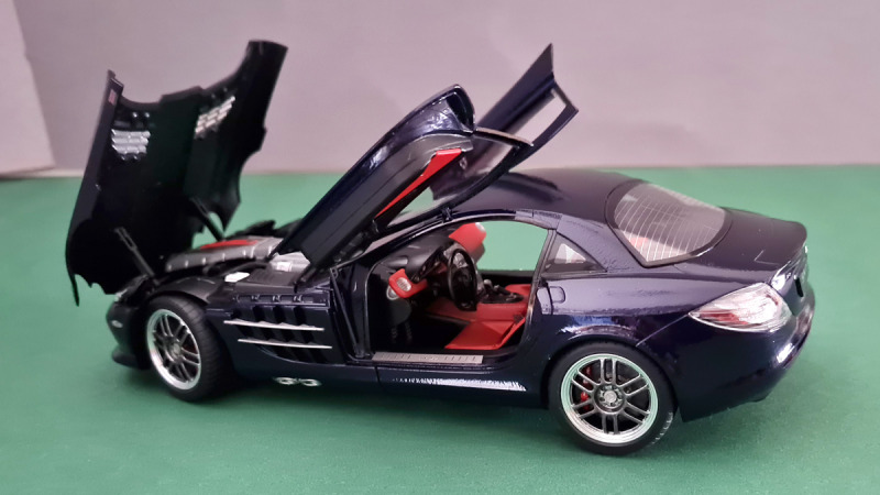 Mercedes-Benz SLR McLaren 722