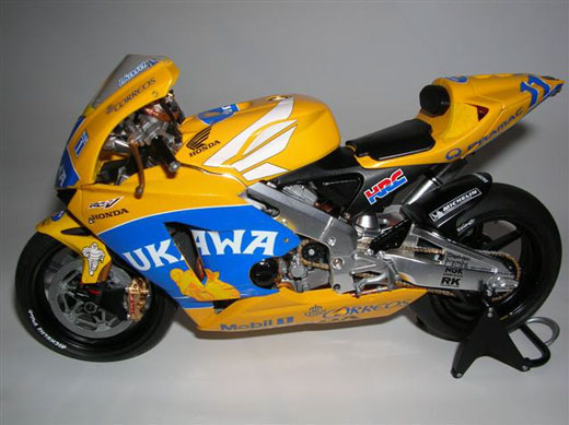 Honda RC211V