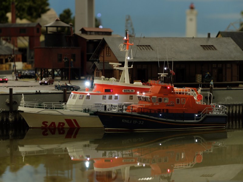 RNLI meets DGzRS, Airfix meets Revell