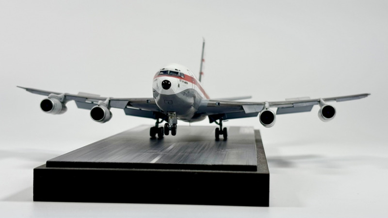 Boeing 707-138B