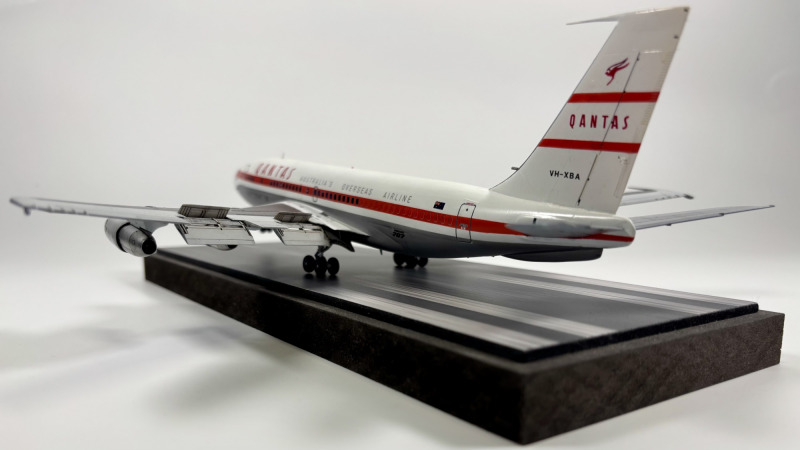 Boeing 707-138B