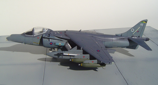 Revell Hawker Harrier GR Mk.1 Gift Set - 1:32 Scale Plastic Model Kit, Requires Assembly - View #4