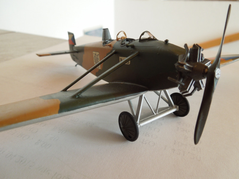 Avia BH-11