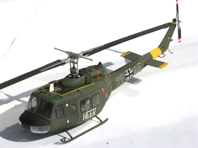 Bell UH-1D Huey