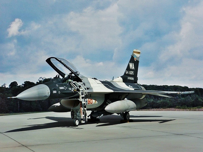 General Dynamics F-16C Fighting Falcon