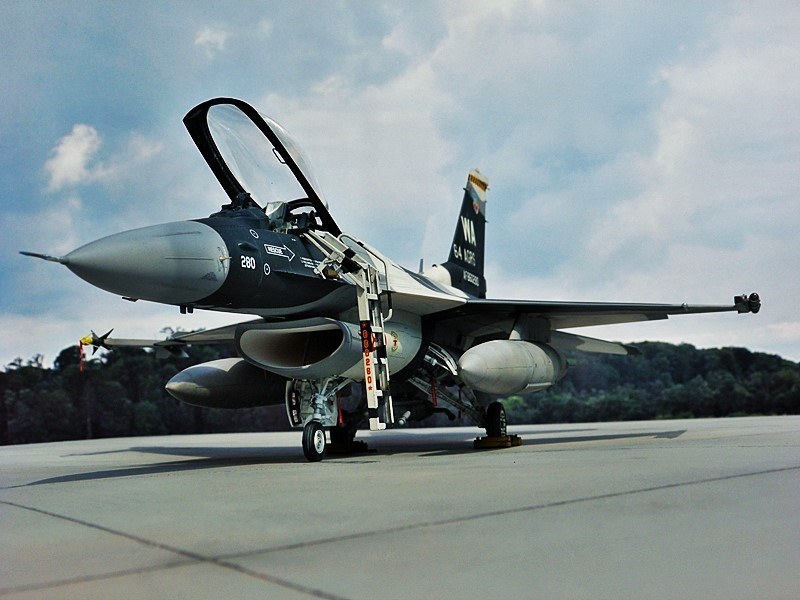 General Dynamics F-16C Fighting Falcon