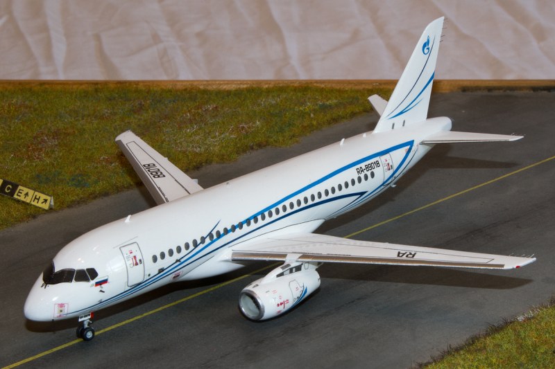 Suchoi SSJ-100-95LR